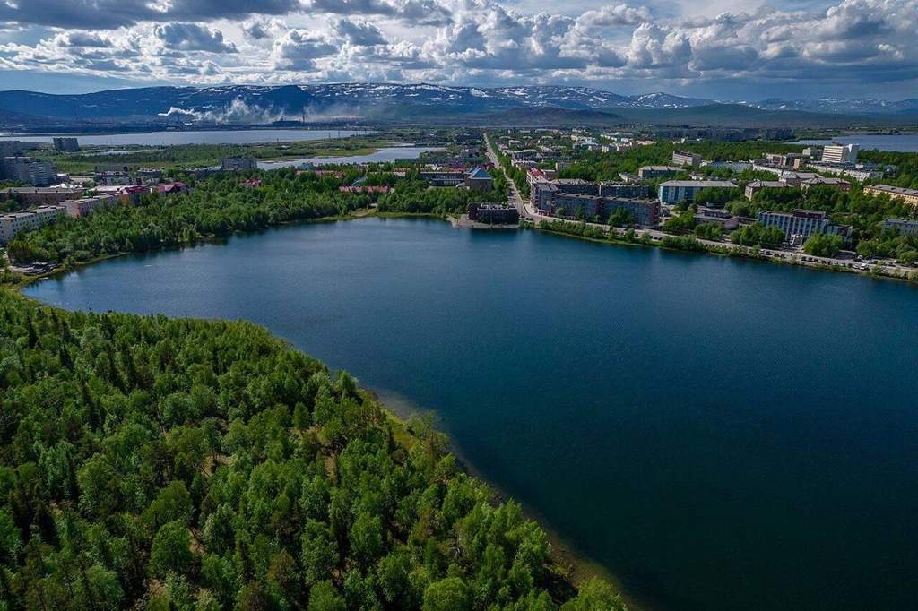 Автобус Мурманск — Мончегорск