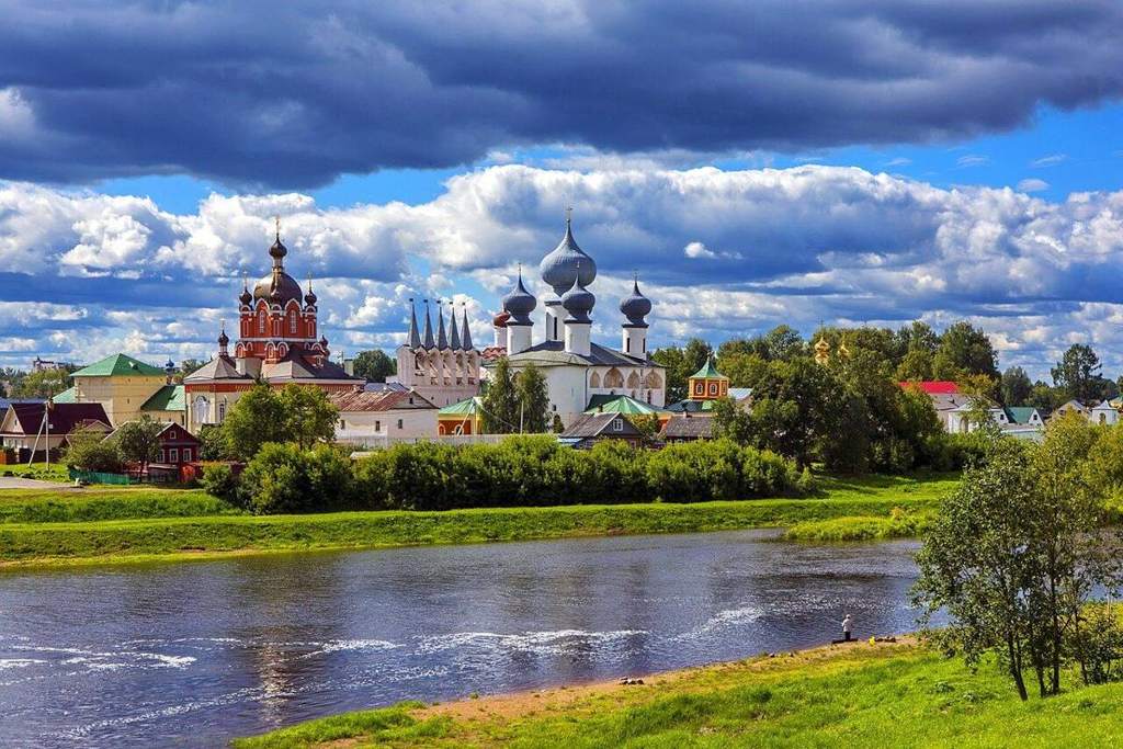 Автобус Санкт-Петербург — Тихвин